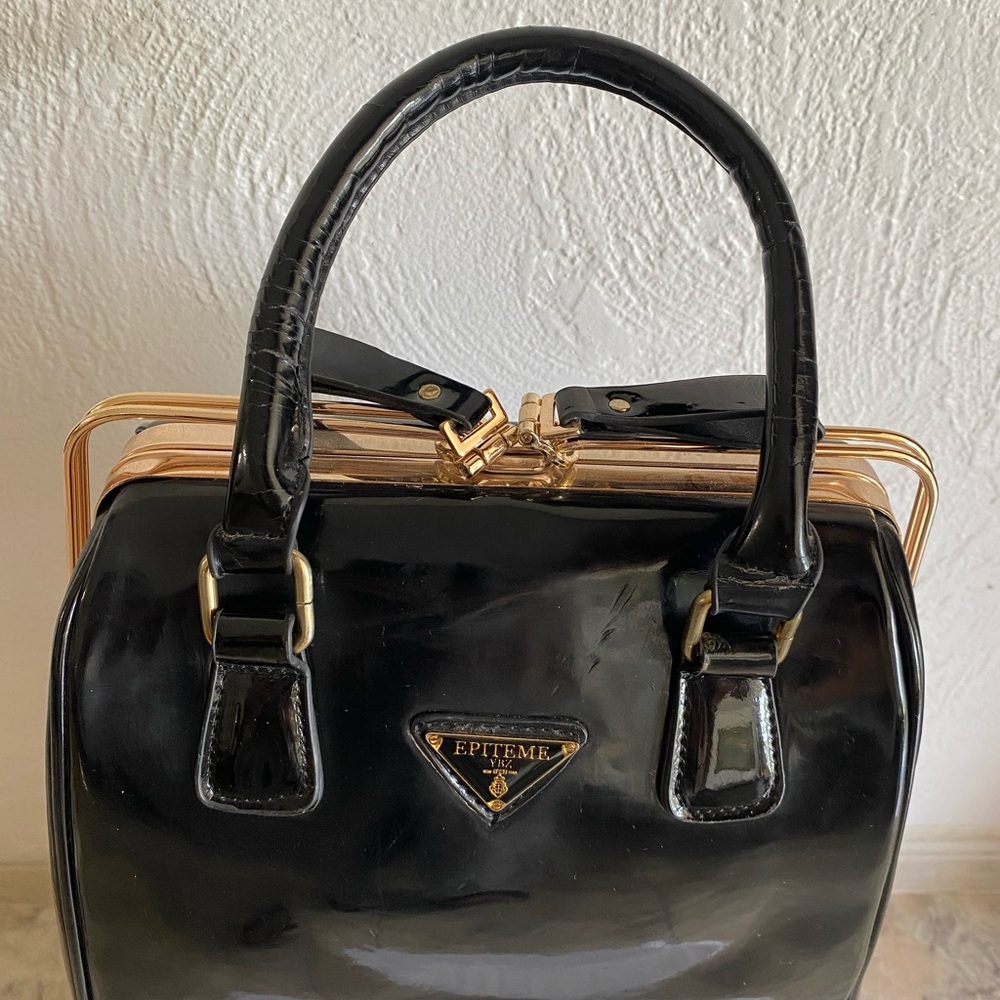EMPITEME YBZ Beautiful glossy Black Women's Satchel